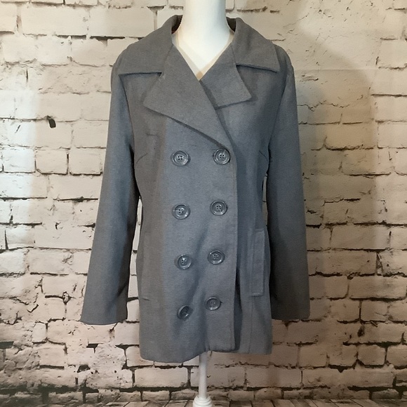 Forever 21 Jackets & Blazers - Forever 21 Gray Peacoat with Pink Liner Size L